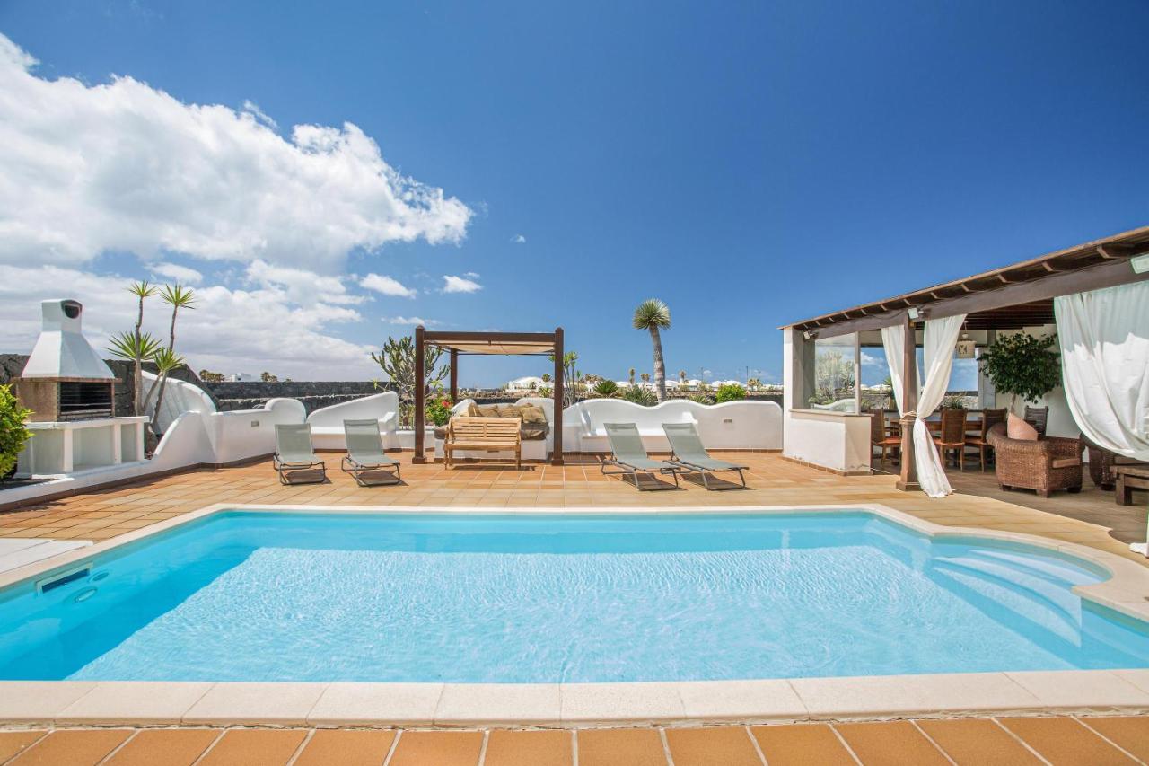 Villa Capricho Playa Blanca  Exterior photo