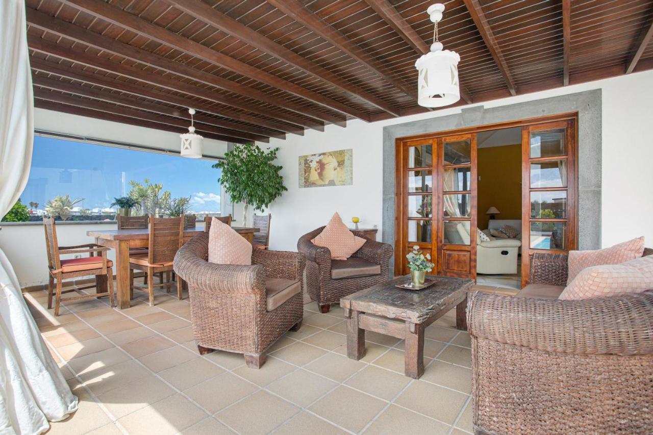 Villa Capricho Playa Blanca  Exterior photo